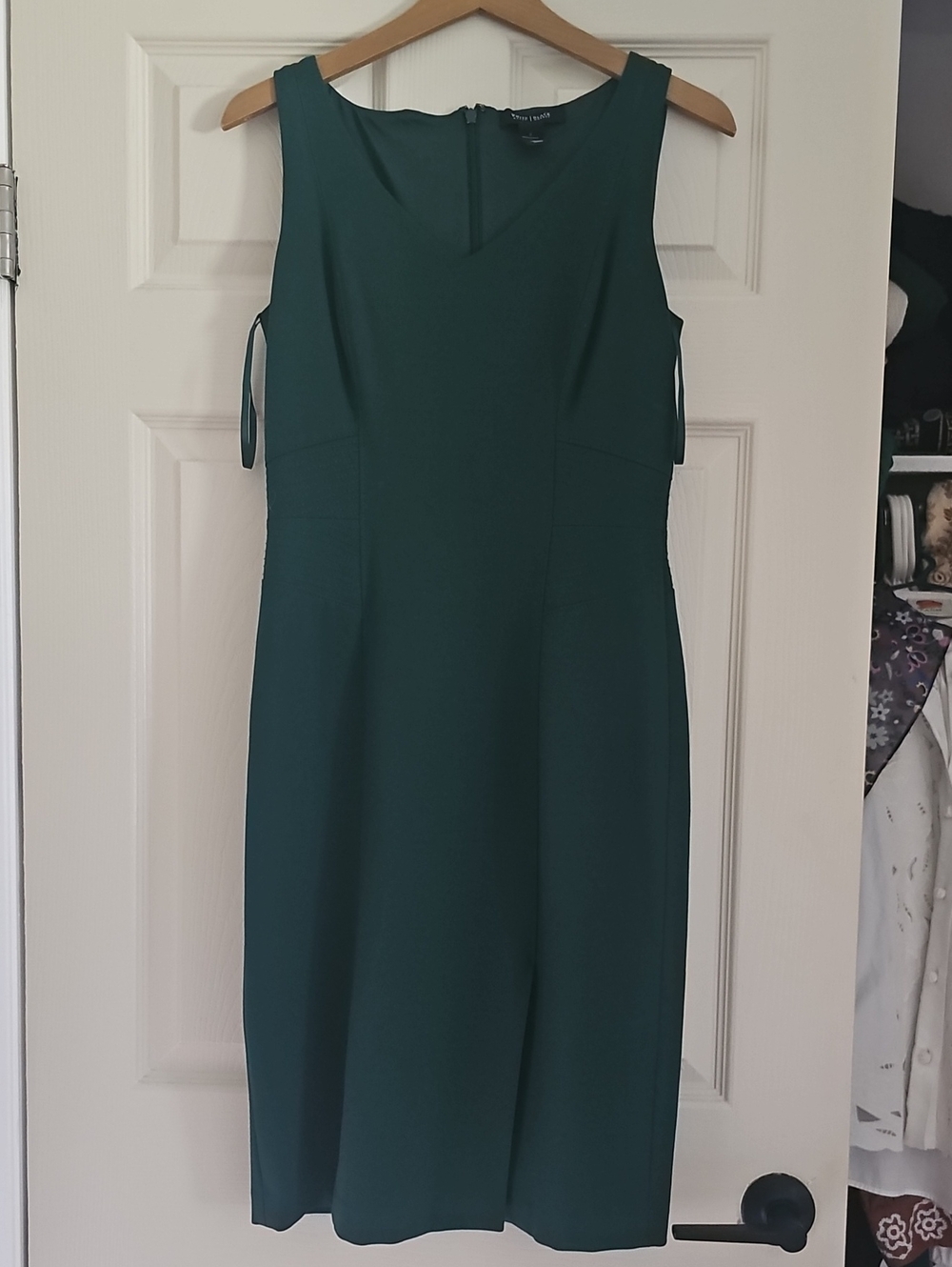 White House Black Market Emerald Green Sheath Dress